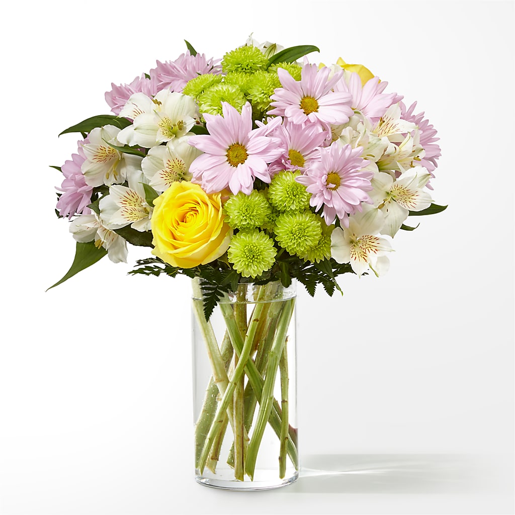 Sweet Spring Delight Bouquet – DEE'S FLORAL & DESIGNS, Fairmont MN
