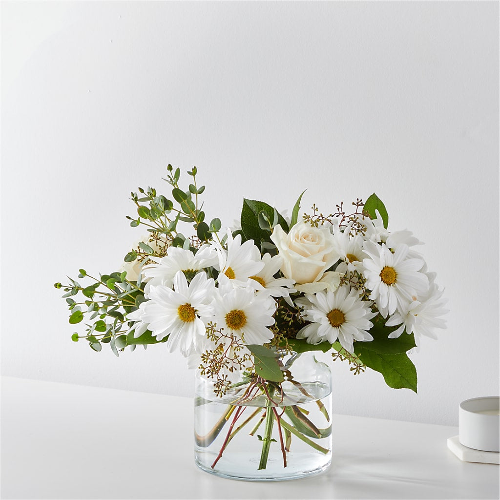 Fresh Linen Bouquet – DEE'S FLORAL & DESIGNS, Fairmont MN