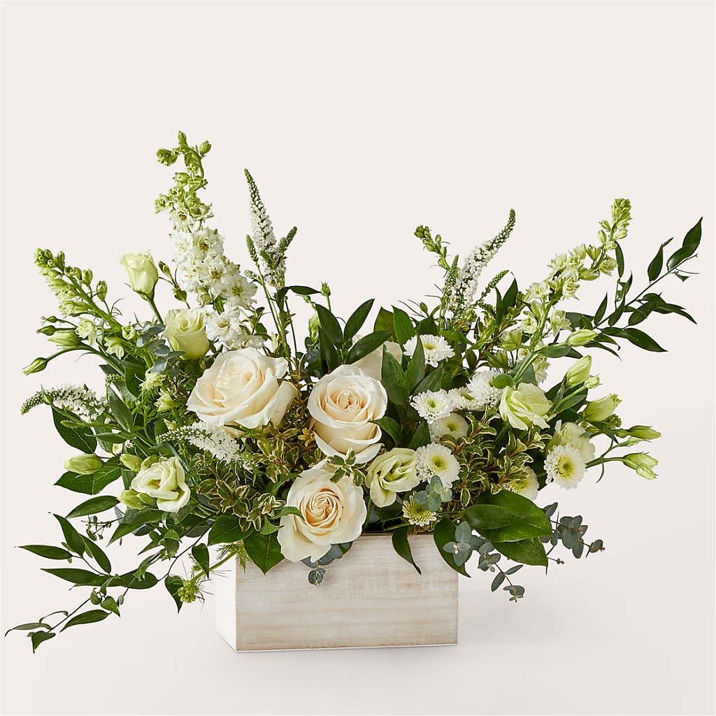 Cashmere Bouquet – DEE'S FLORAL & DESIGNS, Fairmont MN