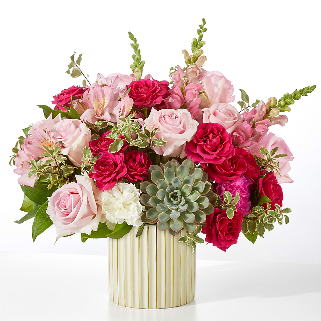 Magenta Musings Bouquet – DEE'S FLORAL & DESIGNS, Fairmont MN