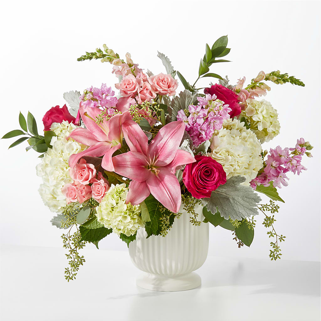 Antique Shopping Bouquet – DEE'S FLORAL & DESIGNS, Fairmont MN