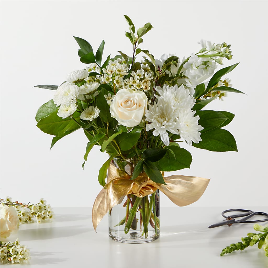 New Beginnings – A Florist Original – DEE'S FLORAL & DESIGNS, Fairmont MN