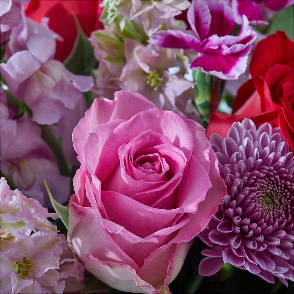 Better Together - A Luxury Florist Original – DEE'S FLORAL & DESIGNS, Fairmont MN