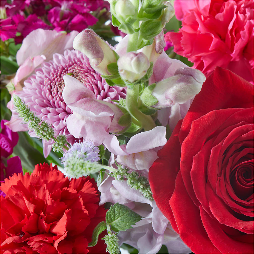 Simply the Best - A Florist Original – DEE'S FLORAL & DESIGNS, Fairmont MN