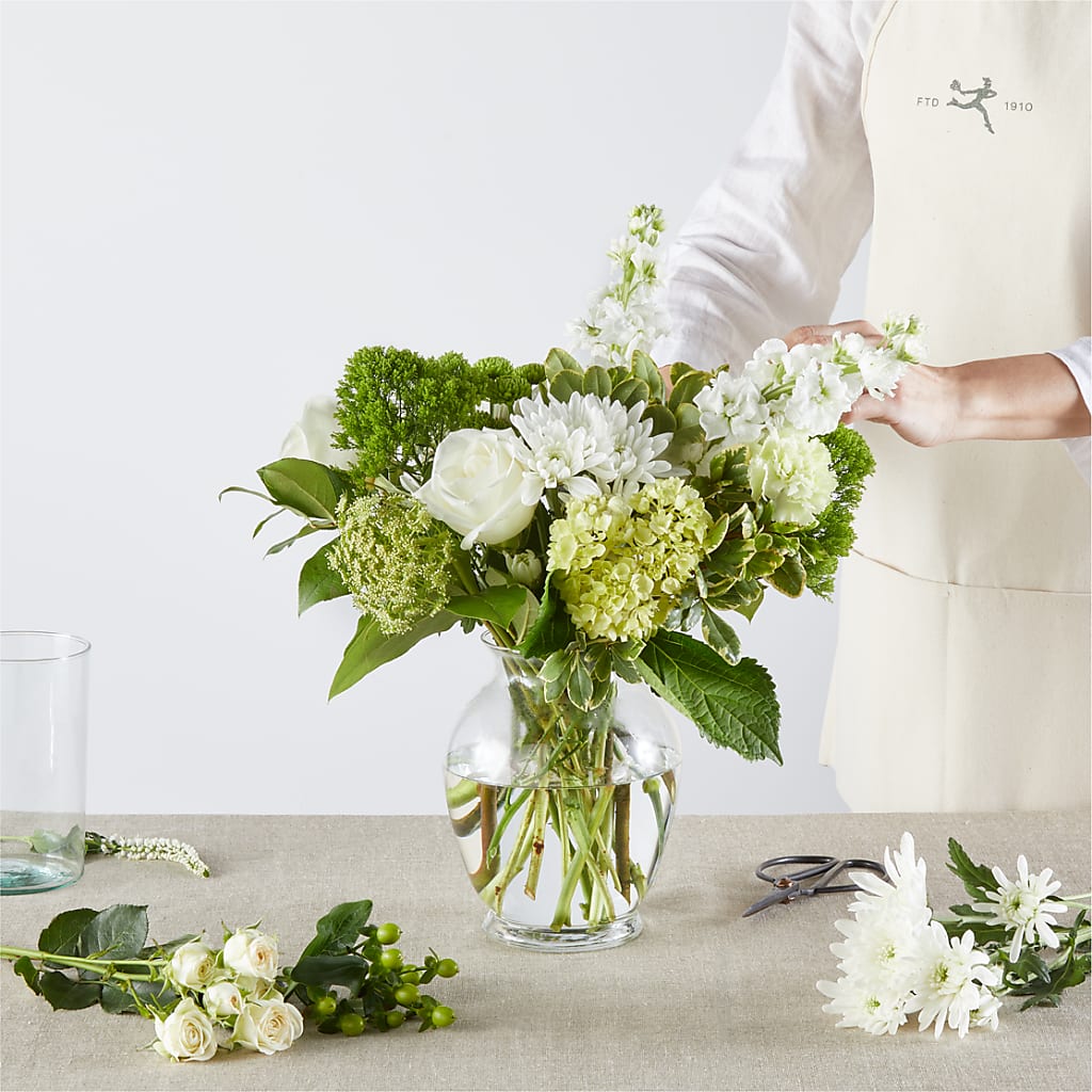 Irish Garden - A Florist Original – DEE'S FLORAL & DESIGNS, Fairmont MN