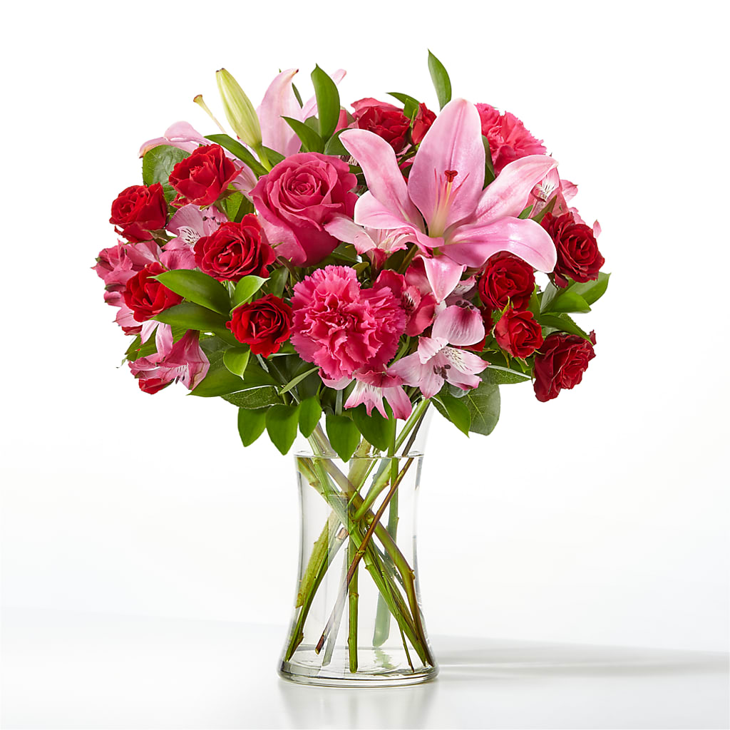 In Love Bouquet – DEE'S FLORAL & DESIGNS, Fairmont MN