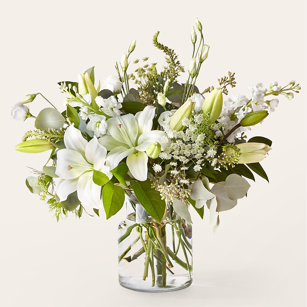 Alluring Elegance Bouquet – DEE'S FLORAL & DESIGNS, Fairmont MN
