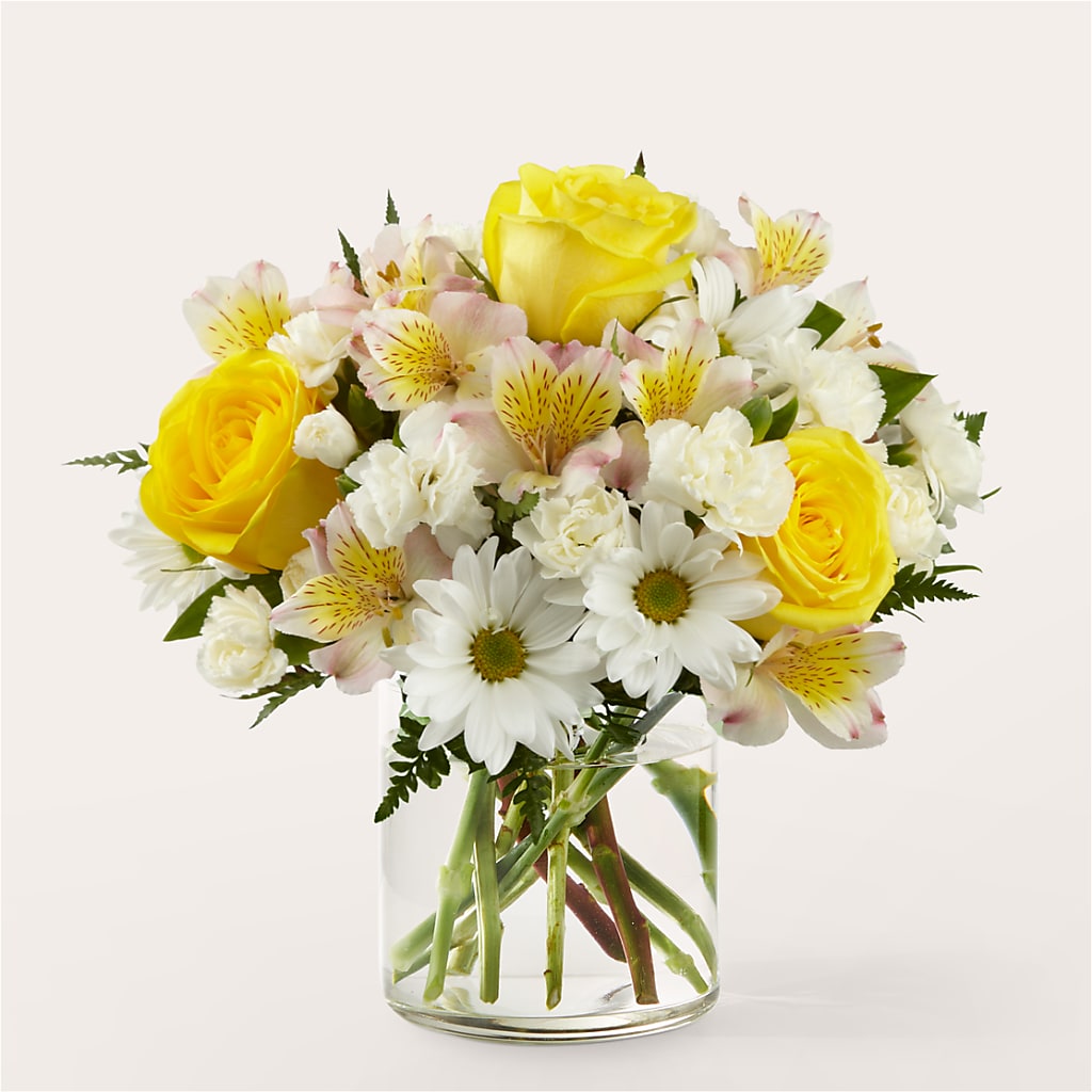 Gleeful Bouquet – DEE'S FLORAL & DESIGNS, Fairmont MN