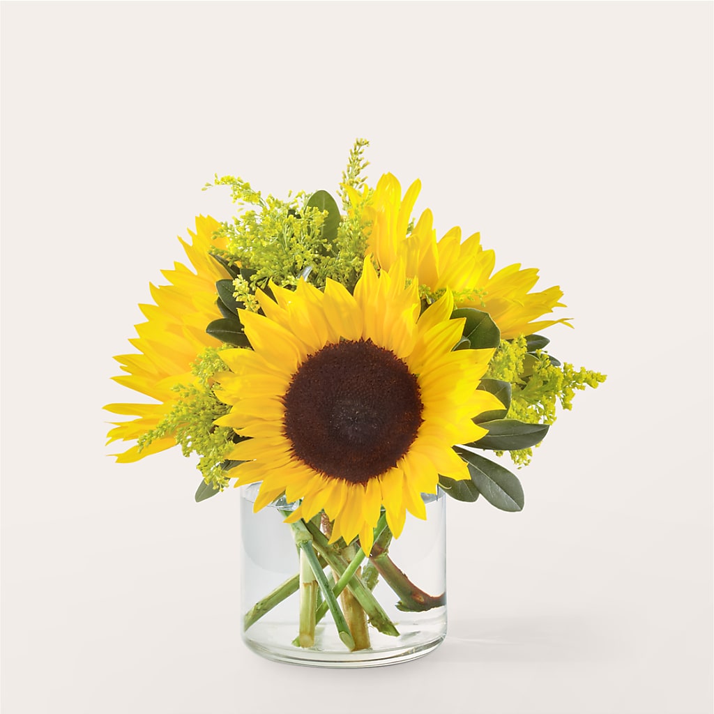 Beaming Sunflower Bouquet – DEE'S FLORAL & DESIGNS, Fairmont MN