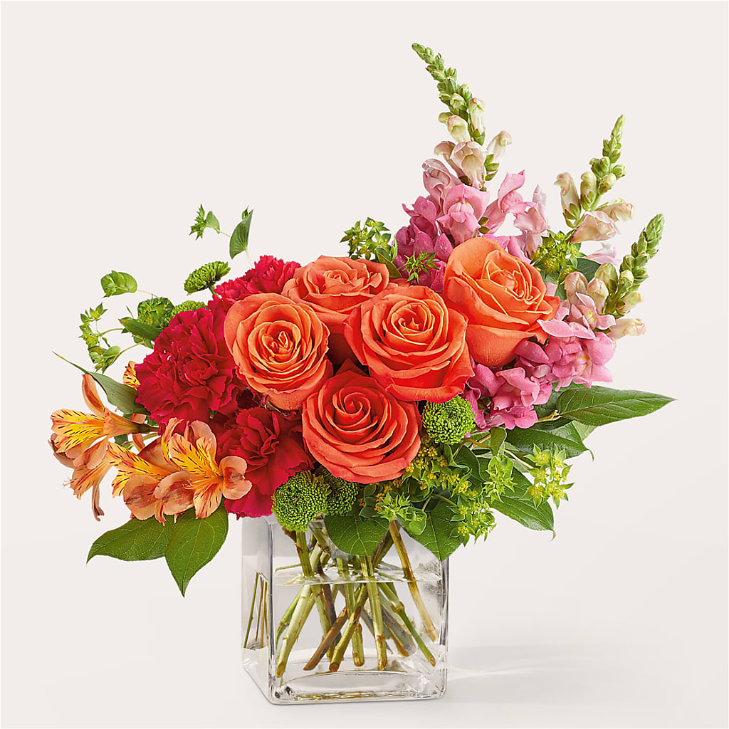 Cosmopolitan Bouquet – DEE'S FLORAL & DESIGNS, Fairmont MN
