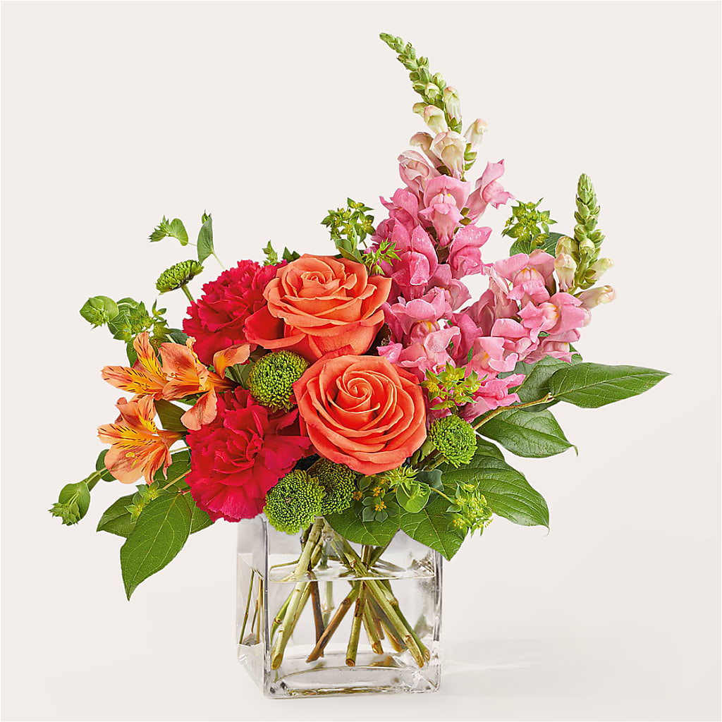 Cosmopolitan Bouquet – DEE'S FLORAL & DESIGNS, Fairmont MN