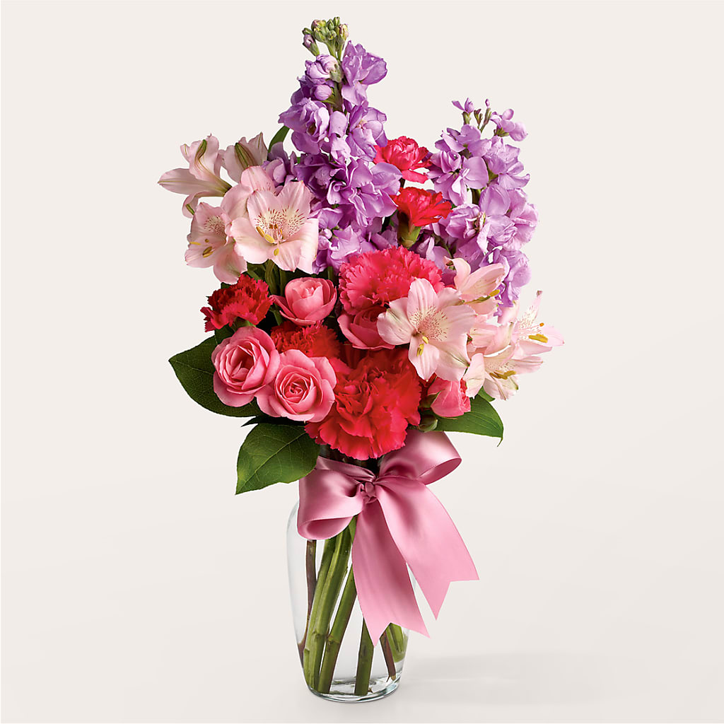 Main Character Bouquet – DEE'S FLORAL & DESIGNS, Fairmont MN