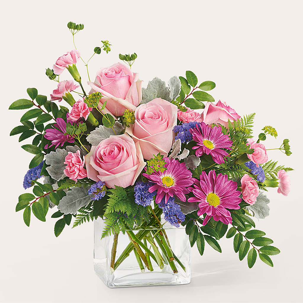 Starlet Bouquet – DEE'S FLORAL & DESIGNS, Fairmont MN