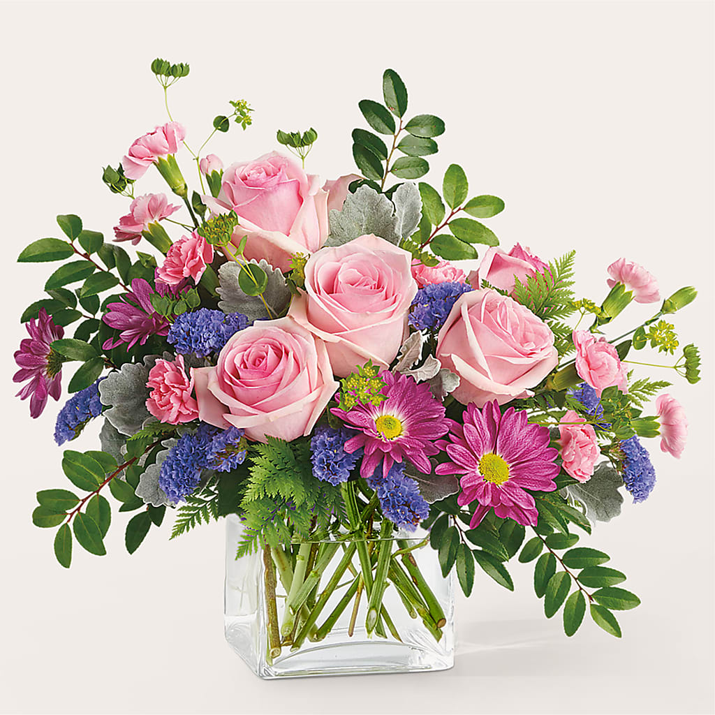 Starlet Bouquet – DEE'S FLORAL & DESIGNS, Fairmont MN