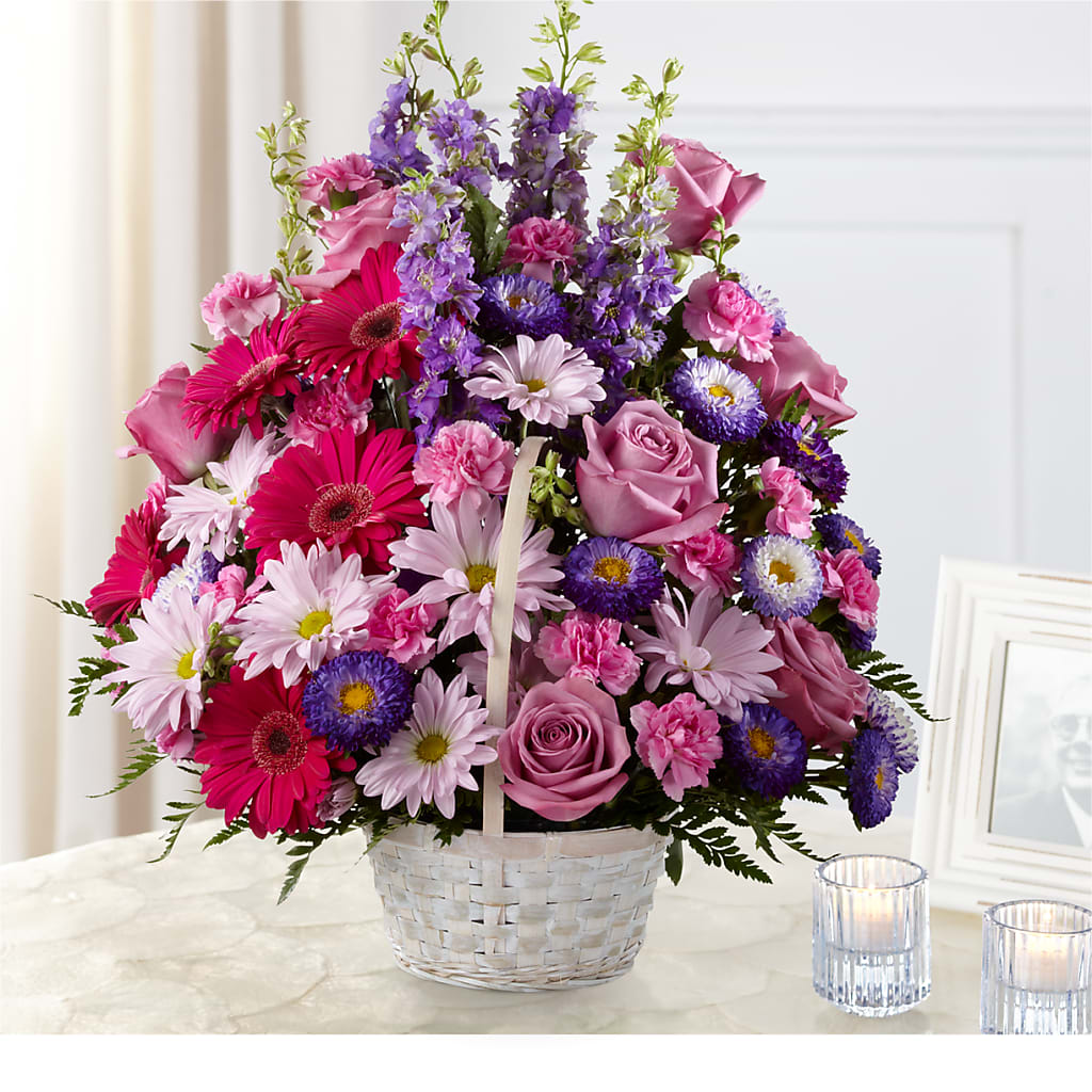 Pastel Peace Basket – DEE'S FLORAL & DESIGNS, Fairmont MN