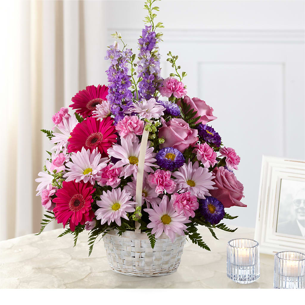 Pastel Peace Basket – DEE'S FLORAL & DESIGNS, Fairmont MN