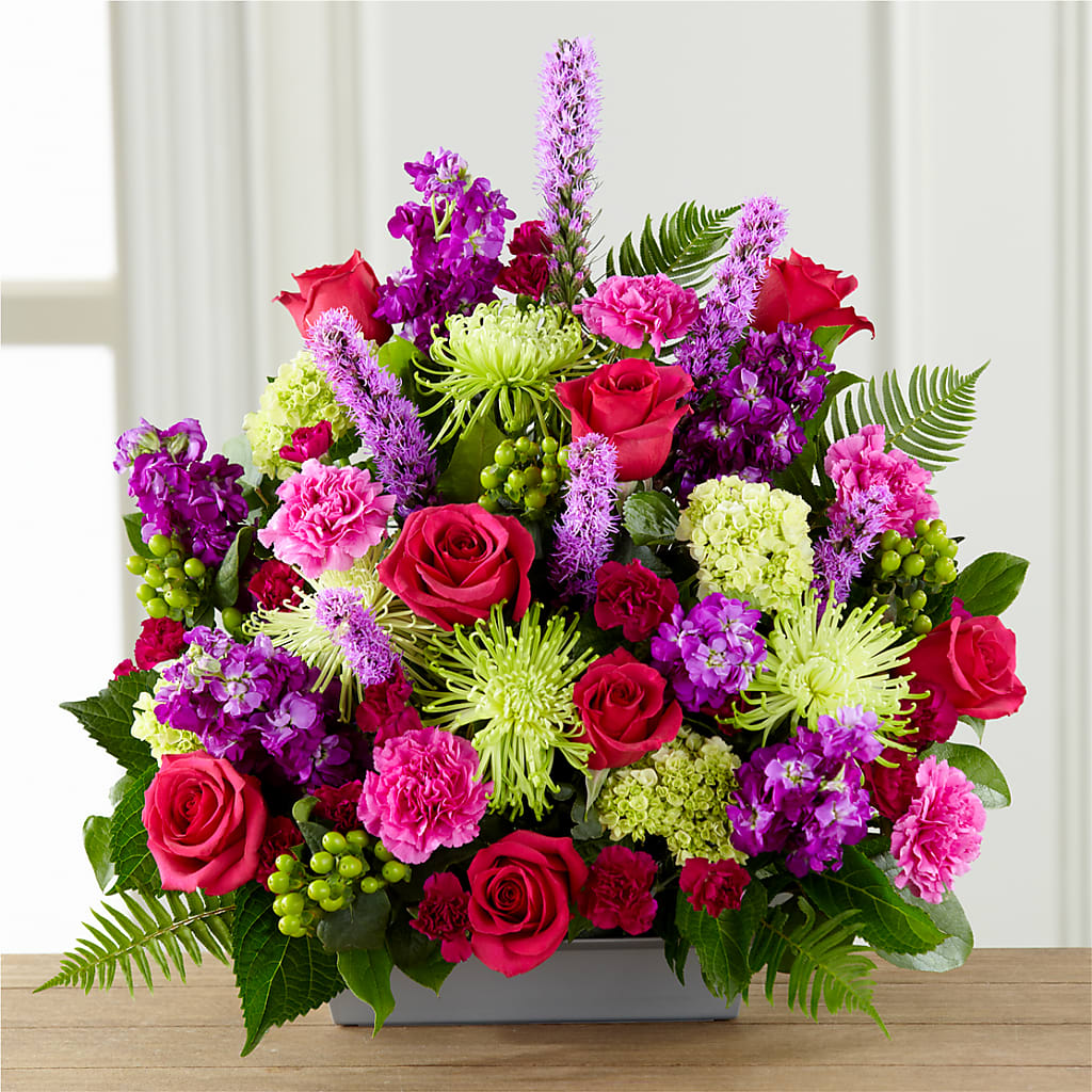 Warm Embrace Arrangement – DEE'S FLORAL & DESIGNS, Fairmont MN