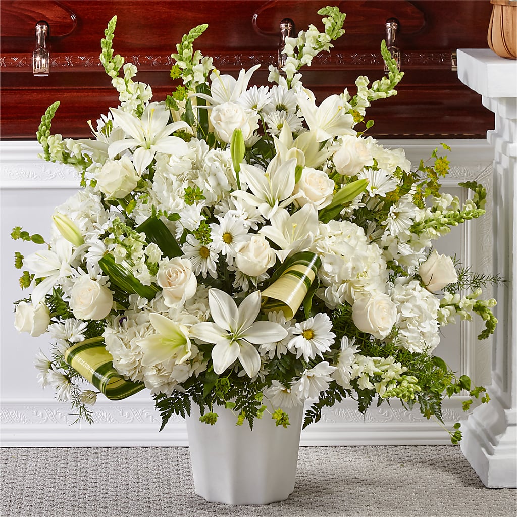 Thoughts of Tranquility Floor Basket – DEE'S FLORAL & DESIGNS, Fairmont MN
