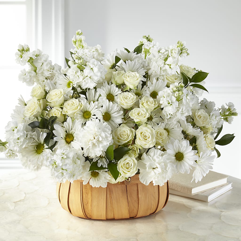 Graceful Garden Basket – DEE'S FLORAL & DESIGNS, Fairmont MN