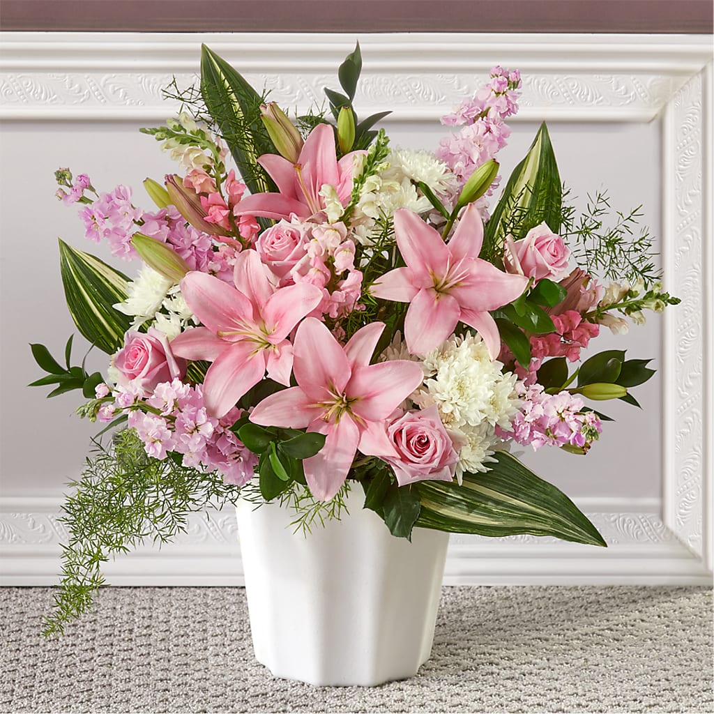 Simply Serene Floor Basket – DEE'S FLORAL & DESIGNS, Fairmont MN
