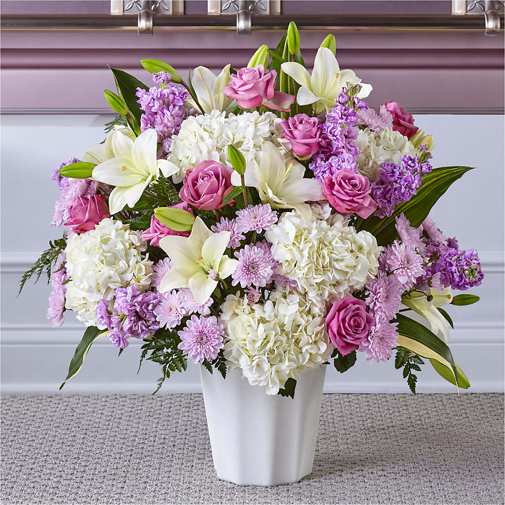 Heaven Sent Floor Basket – DEE'S FLORAL & DESIGNS, Fairmont MN