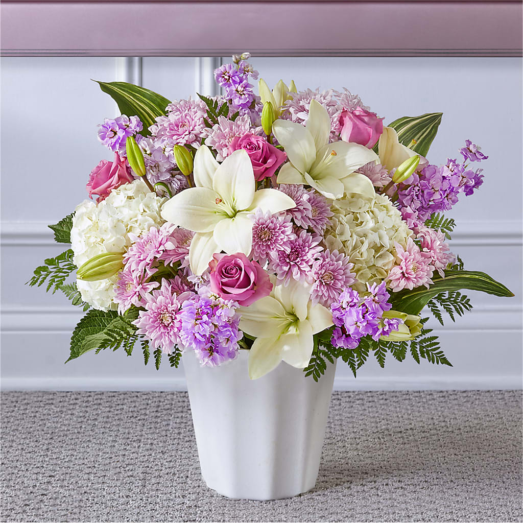 Heaven Sent Floor Basket – DEE'S FLORAL & DESIGNS, Fairmont MN