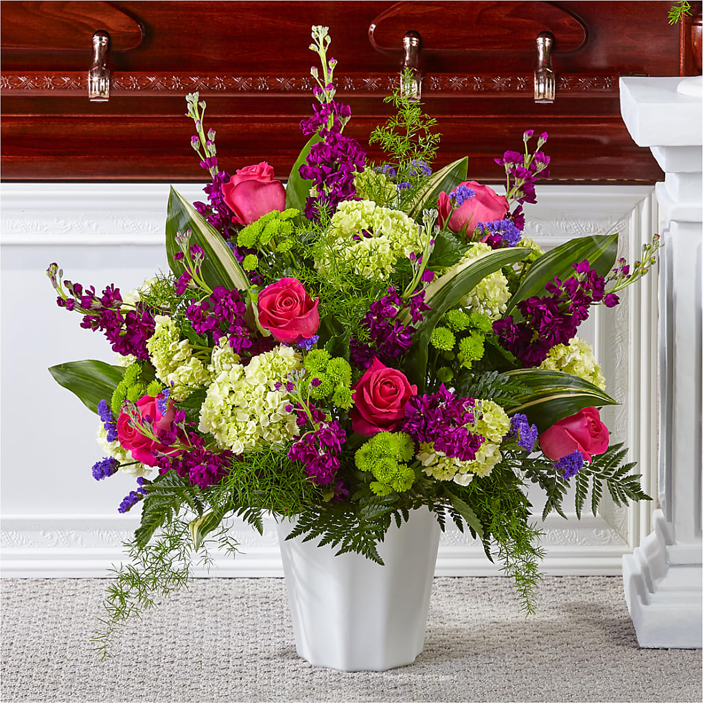 Beautiful Horizons Floor Basket – DEE'S FLORAL & DESIGNS, Fairmont MN