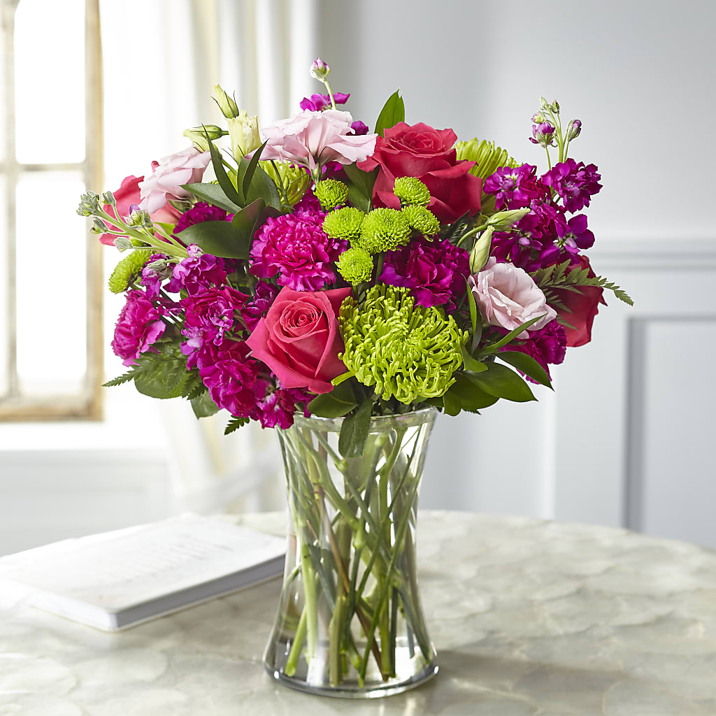 Everlasting Embrace Bouquet – DEE'S FLORAL & DESIGNS, Fairmont MN
