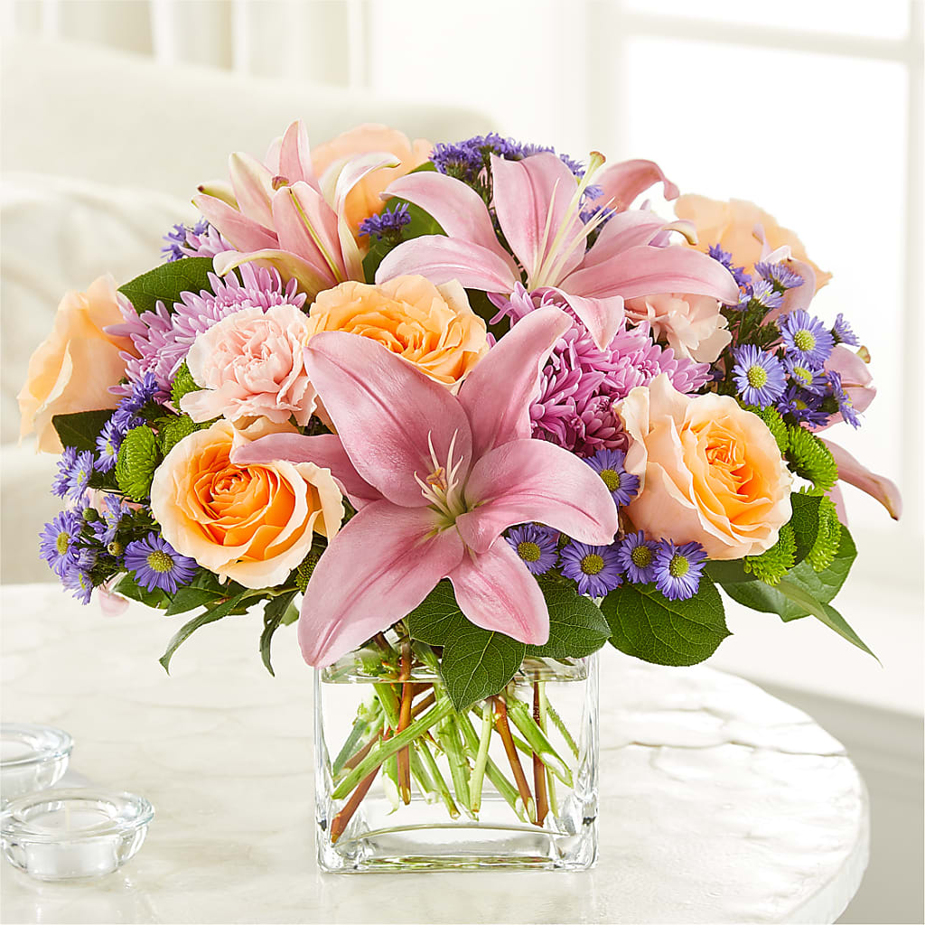 Delicate Details Bouquet – DEE'S FLORAL & DESIGNS, Fairmont MN