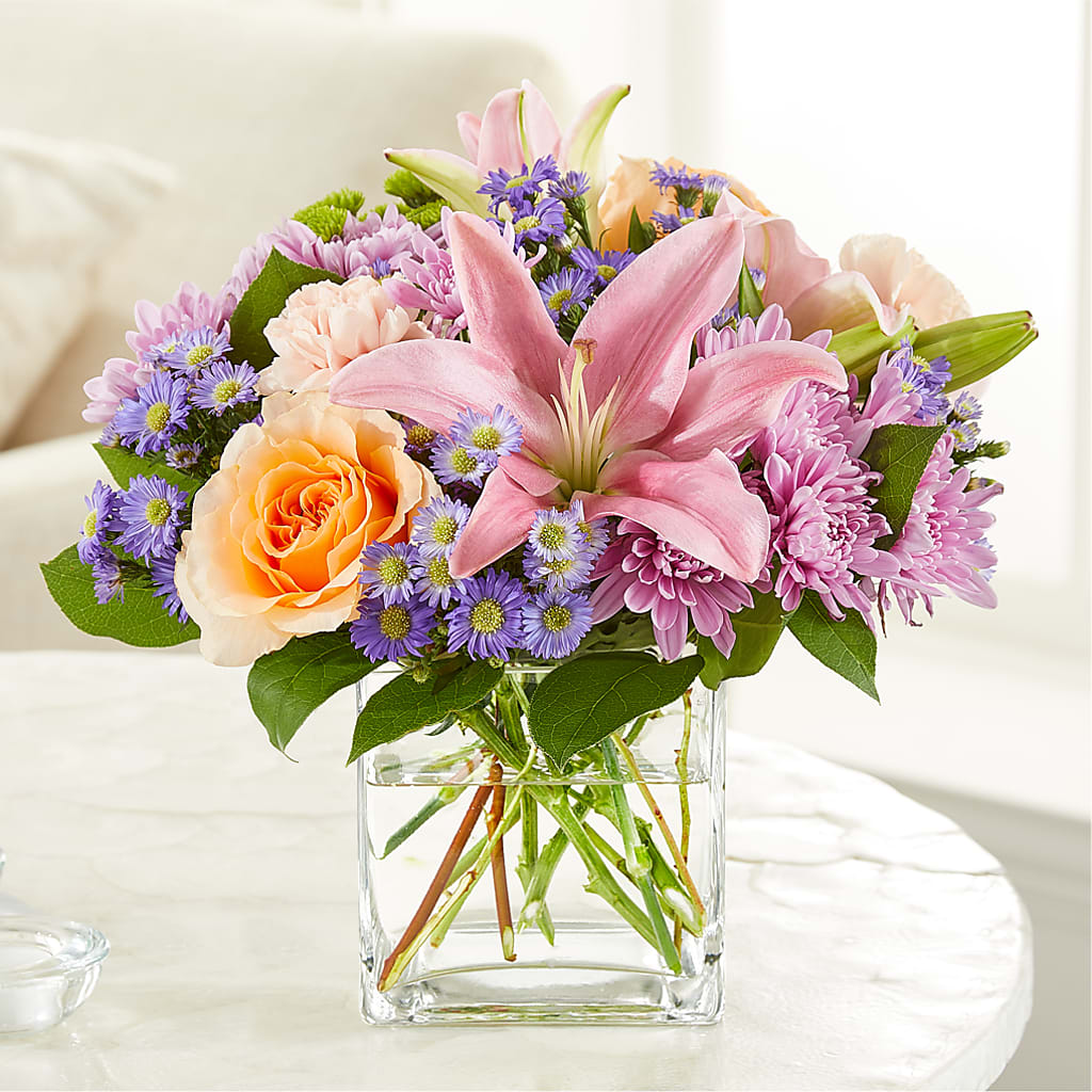 Delicate Details Bouquet – DEE'S FLORAL & DESIGNS, Fairmont MN