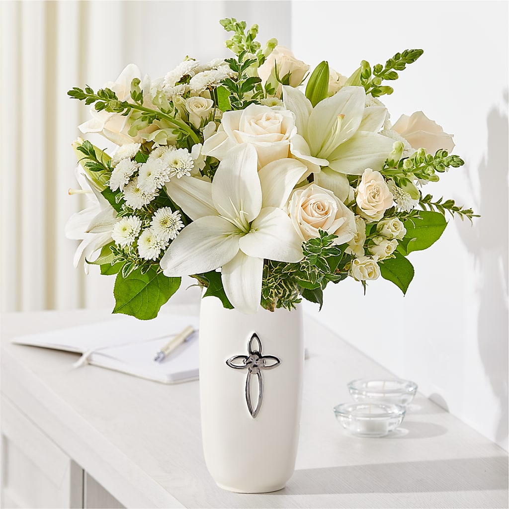 With Grace Bouquet – DEE'S FLORAL & DESIGNS, Fairmont MN