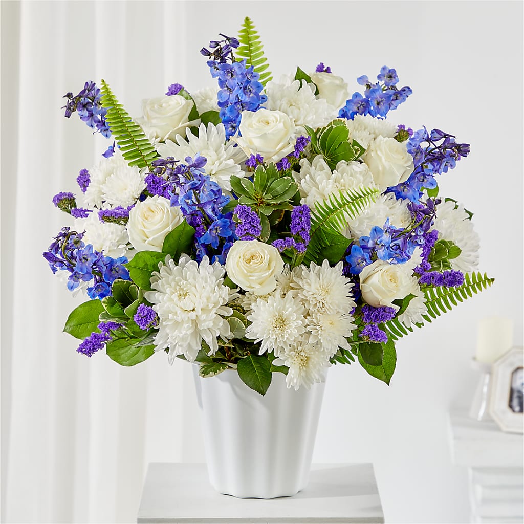 Hold Dear Tabletop Basket – DEE'S FLORAL & DESIGNS, Fairmont MN