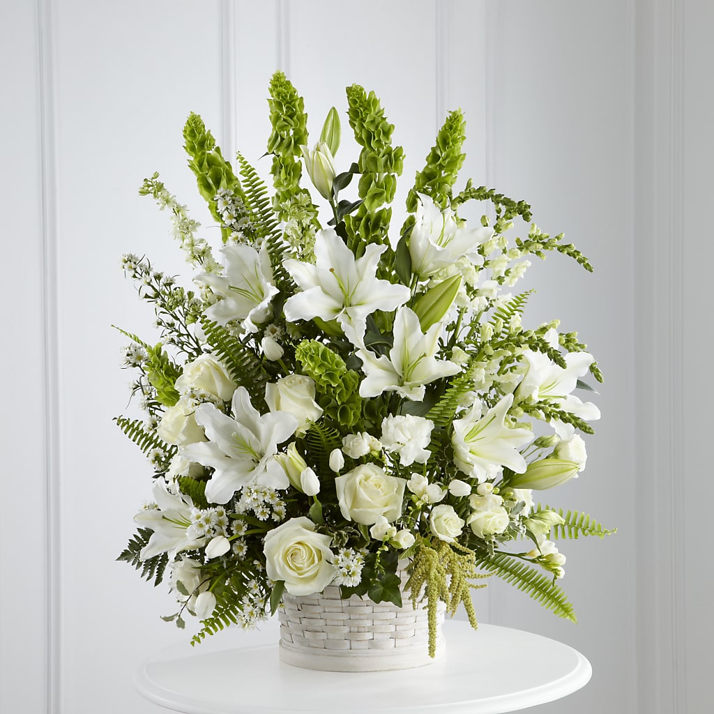 In Our Thoughts Arrangement – DEE'S FLORAL & DESIGNS, Fairmont MN