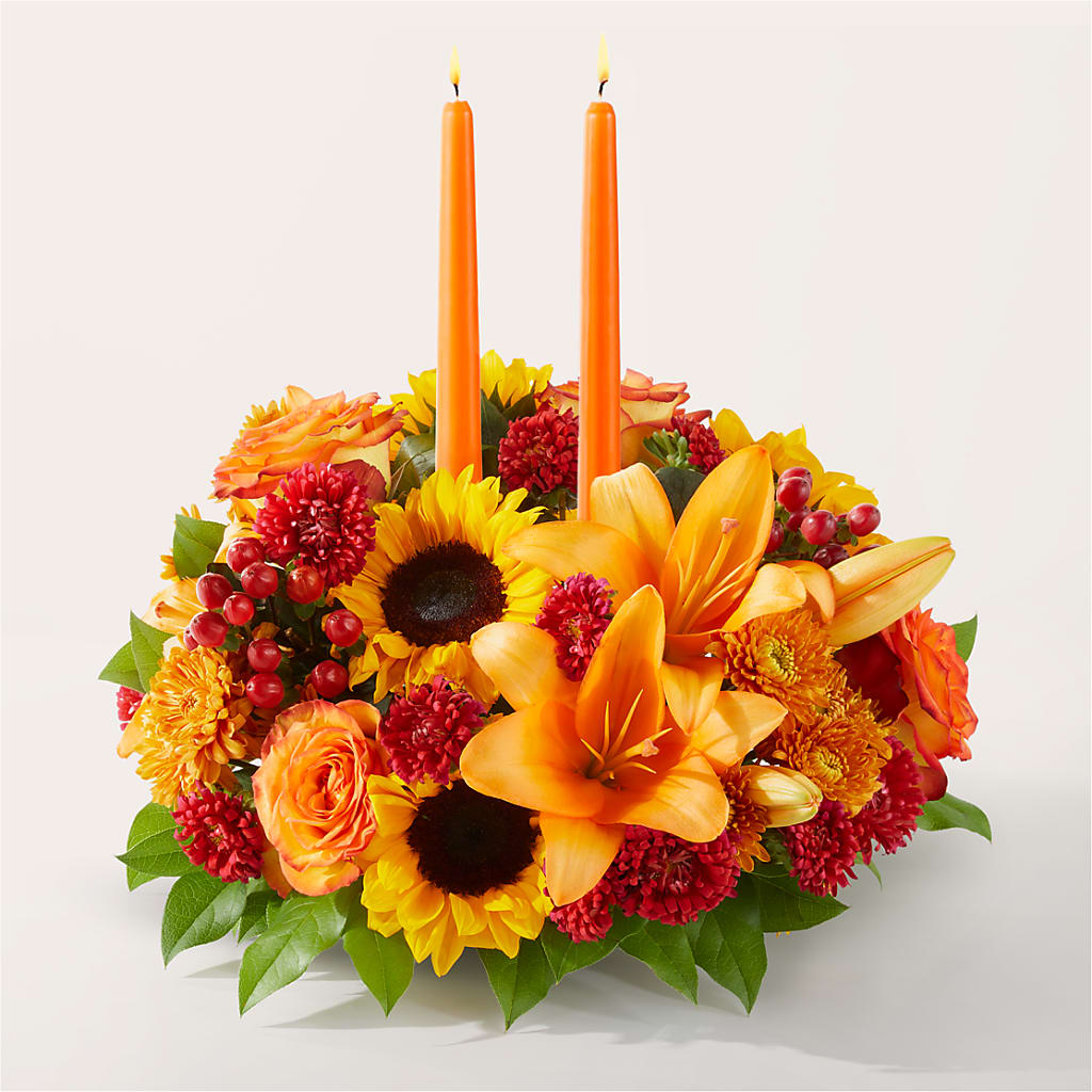 Grateful Centerpiece – DEE'S FLORAL & DESIGNS, Fairmont MN