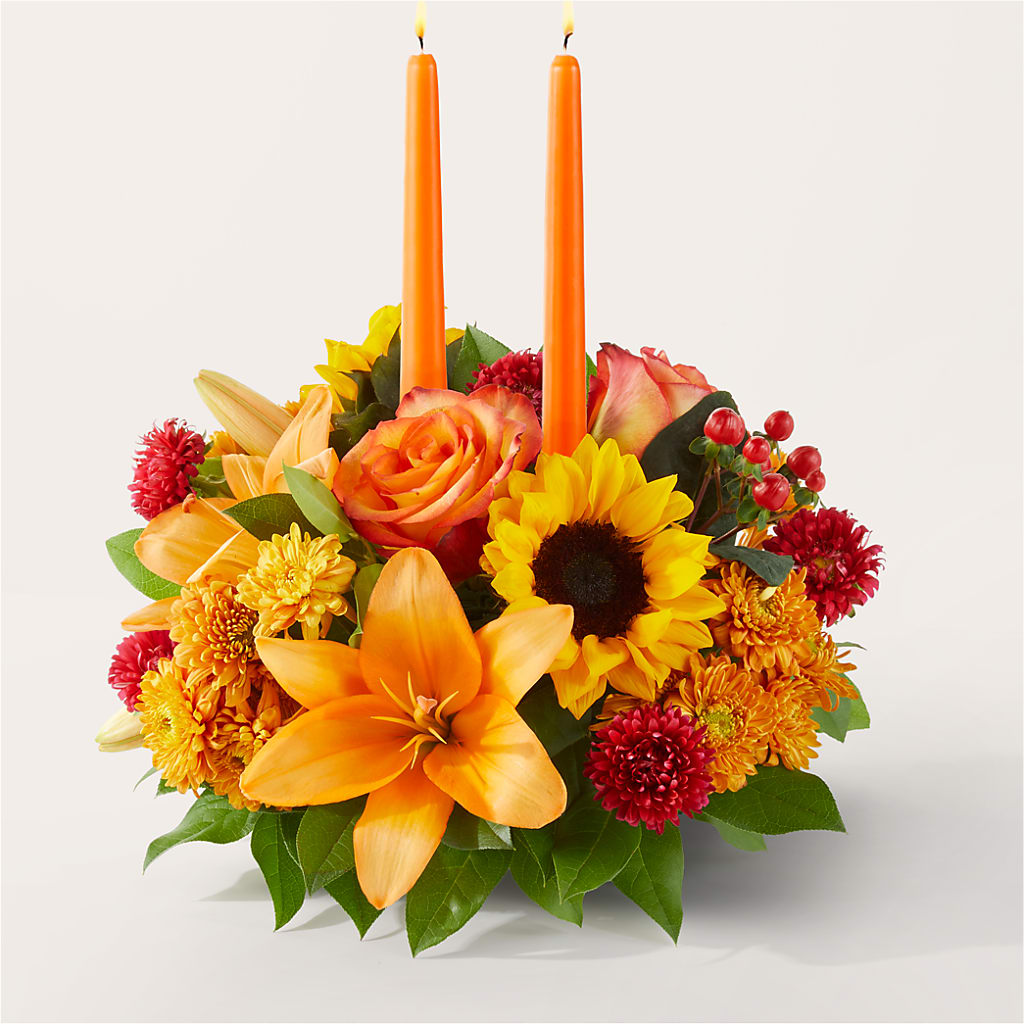 Grateful Centerpiece – DEE'S FLORAL & DESIGNS, Fairmont MN