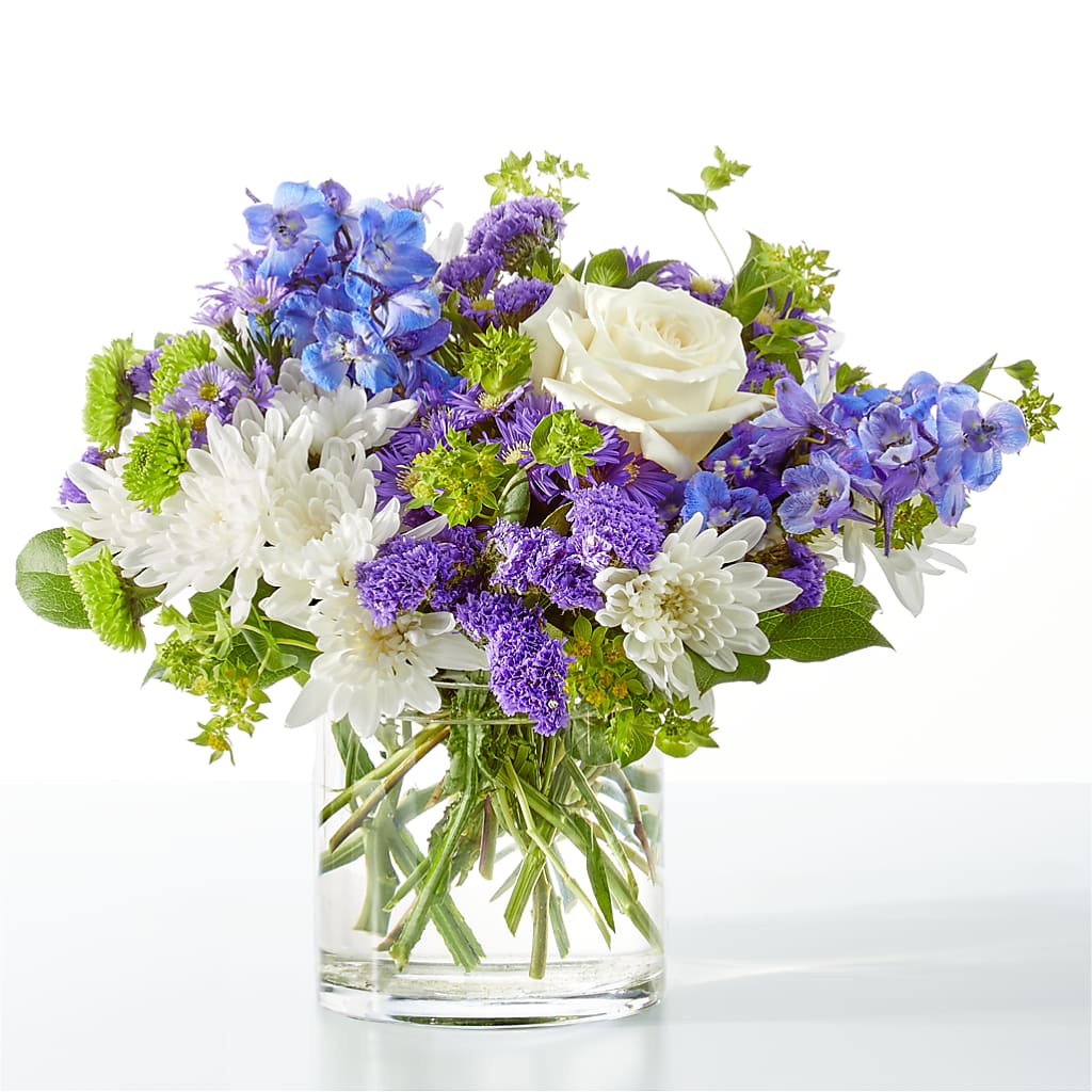 Genuine Gestures Bouquet – DEE'S FLORAL & DESIGNS, Fairmont MN