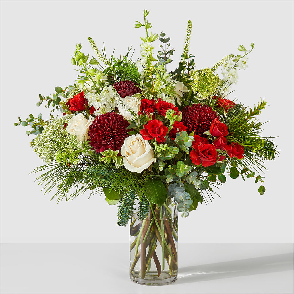 Favorite Traditions Bouquet – DEE'S FLORAL & DESIGNS, Fairmont MN