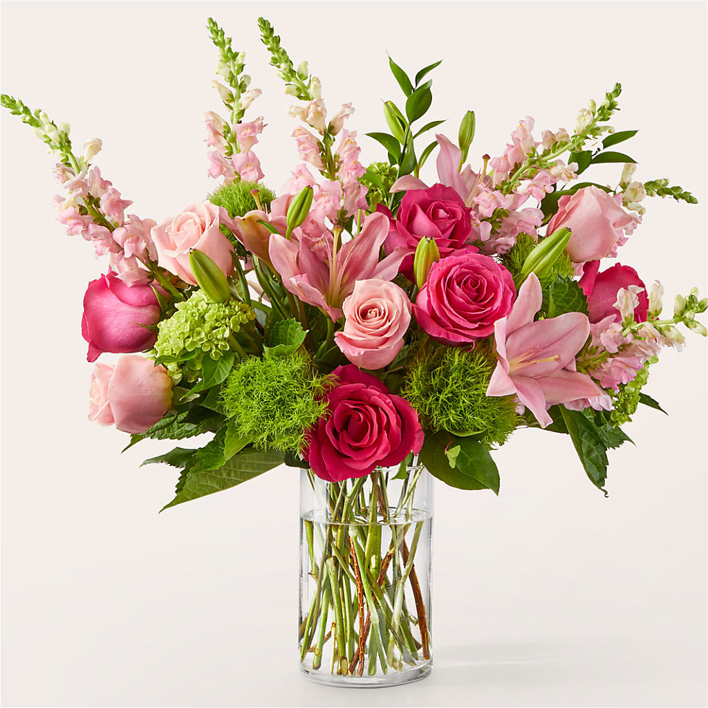 Fit for a Queen Luxury Bouquet – DEE'S FLORAL & DESIGNS, Fairmont MN