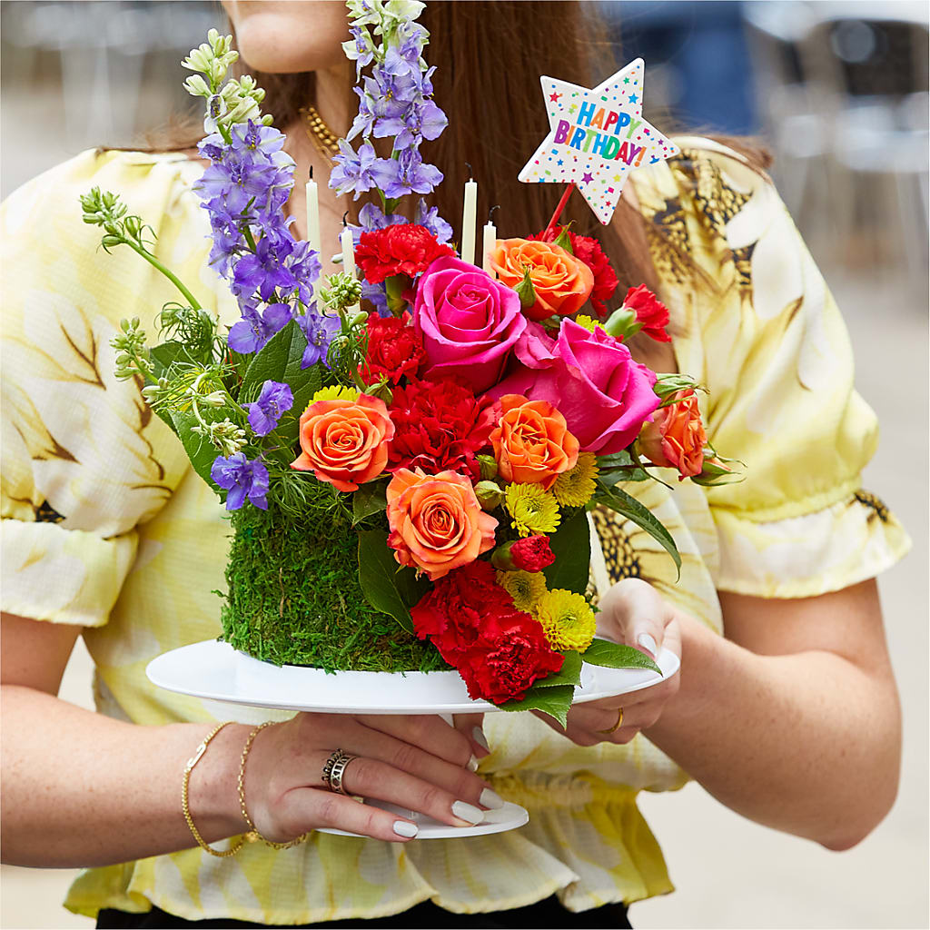 Best Year Yet Floral Cake – DEE'S FLORAL & DESIGNS, Fairmont MN