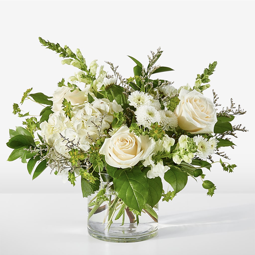 Hint of Vanilla Bouquet – DEE'S FLORAL & DESIGNS, Fairmont MN