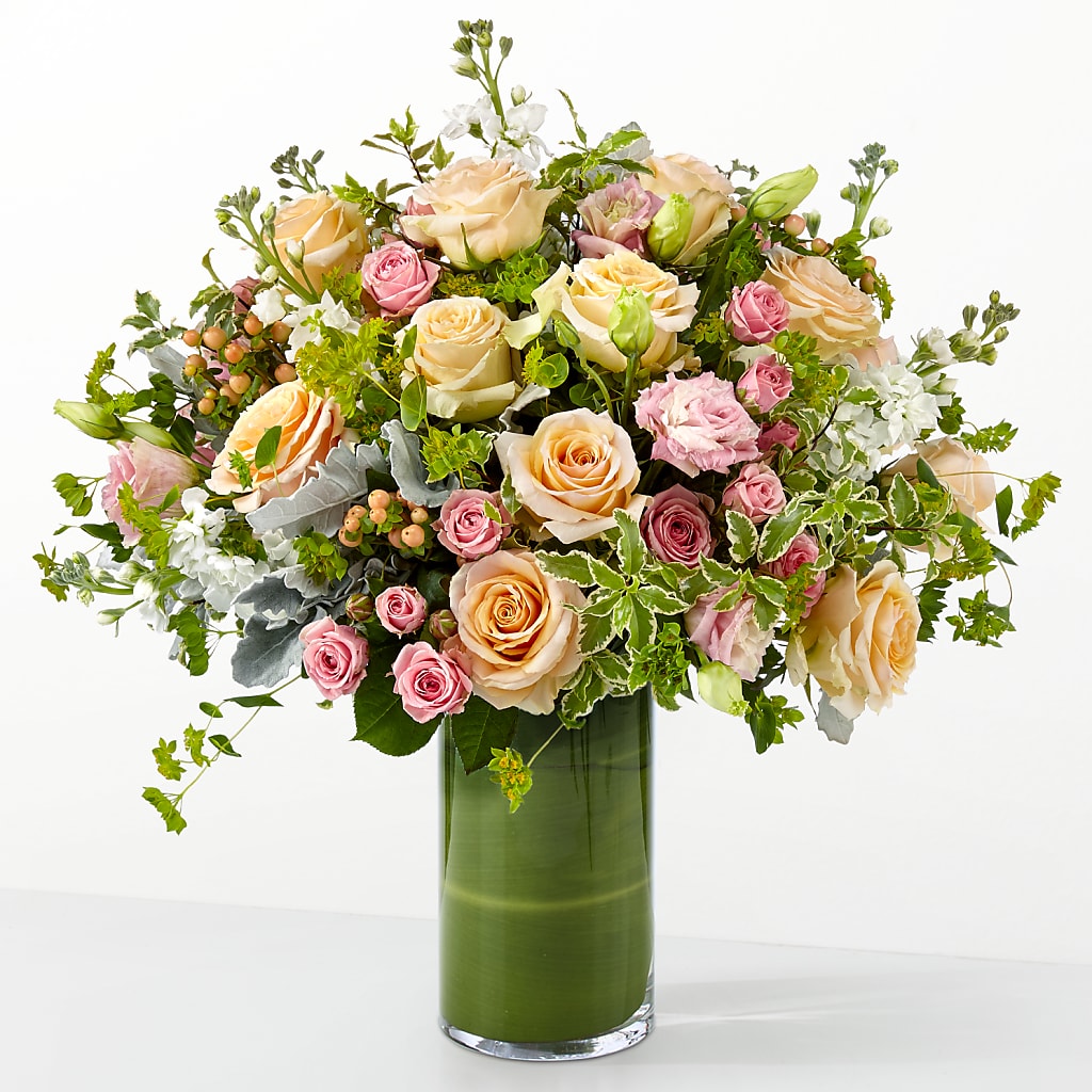 The Glamour Shot – DEE'S FLORAL & DESIGNS, Fairmont MN