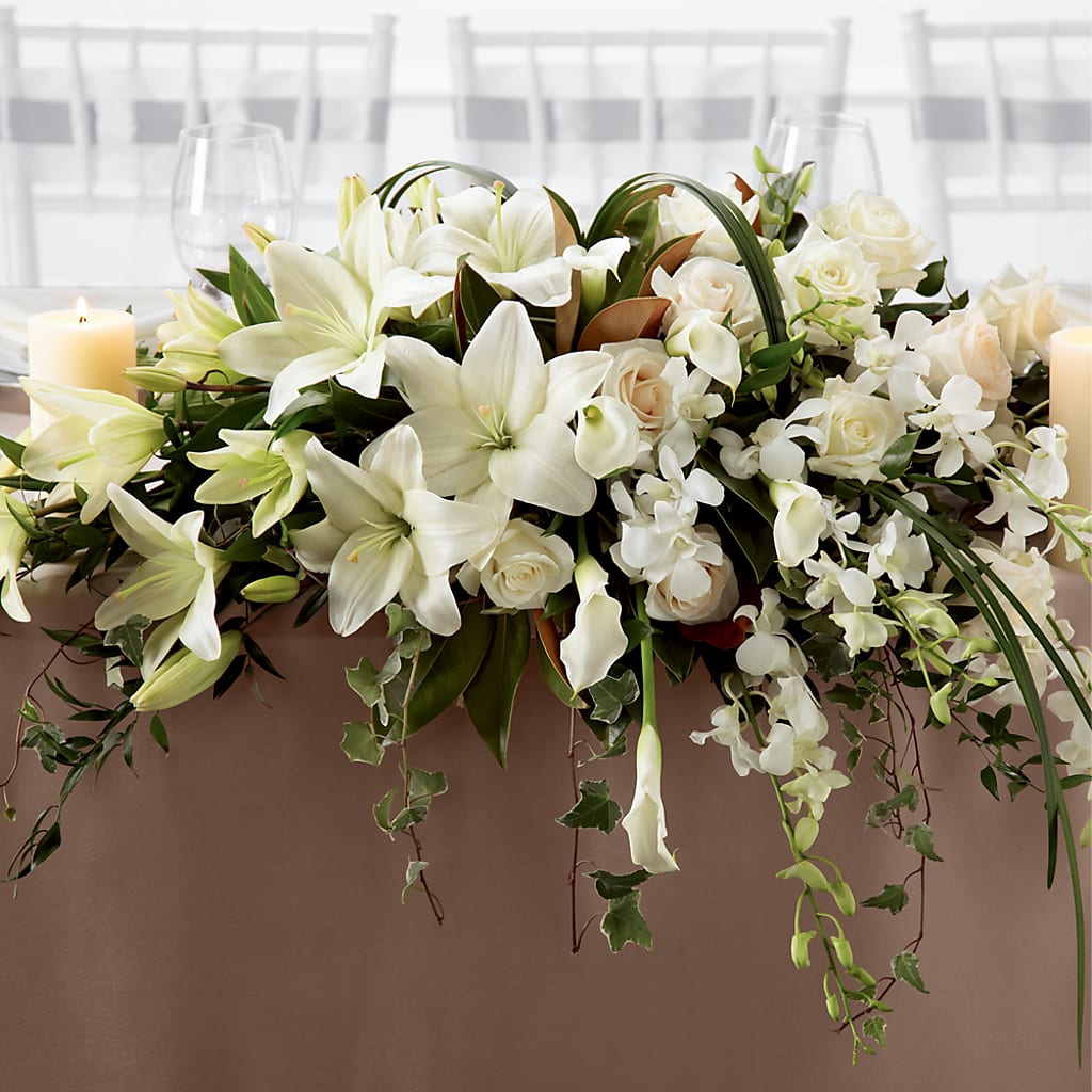 White Linen Arrangement – DEE'S FLORAL & DESIGNS, Fairmont MN