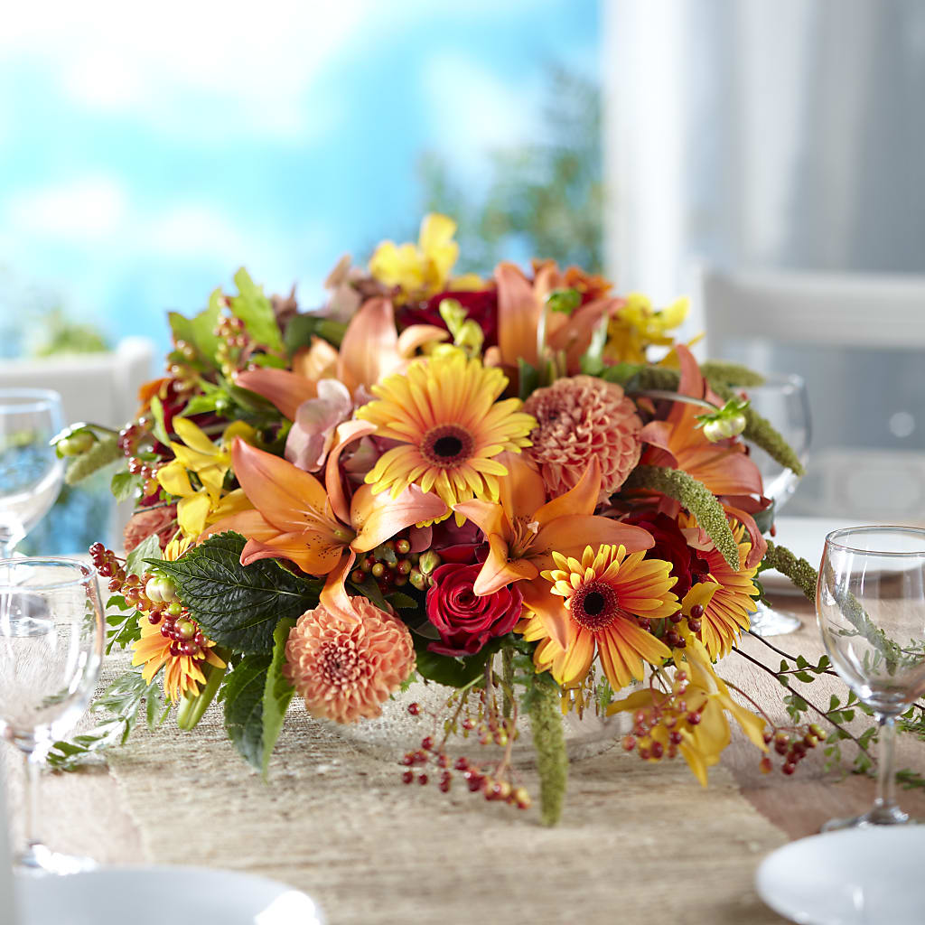 One and Only Centerpiece – DEE'S FLORAL & DESIGNS, Fairmont MN