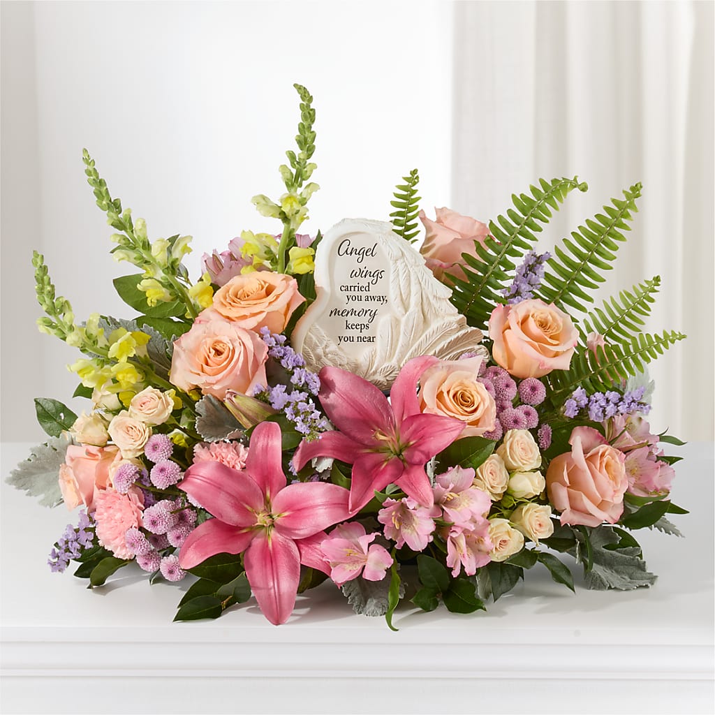Gentle Light Arrangement – DEE'S FLORAL & DESIGNS, Fairmont MN