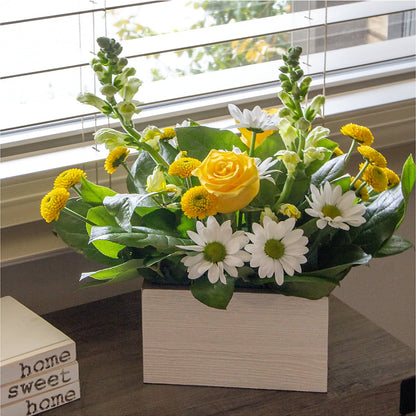 Sun Salutation Box Bouquet – DEE'S FLORAL & DESIGNS, Fairmont MN