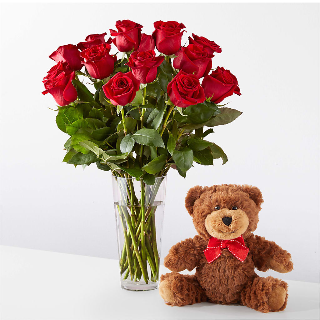 Romantic Long Stem Red Rose Bouquet Bundles – DEE'S FLORAL & DESIGNS, Fairmont MN