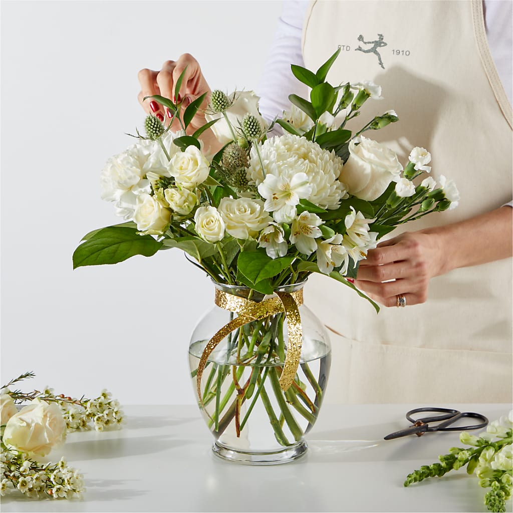 New Beginnings – A Florist Original – DEE'S FLORAL & DESIGNS, Fairmont MN