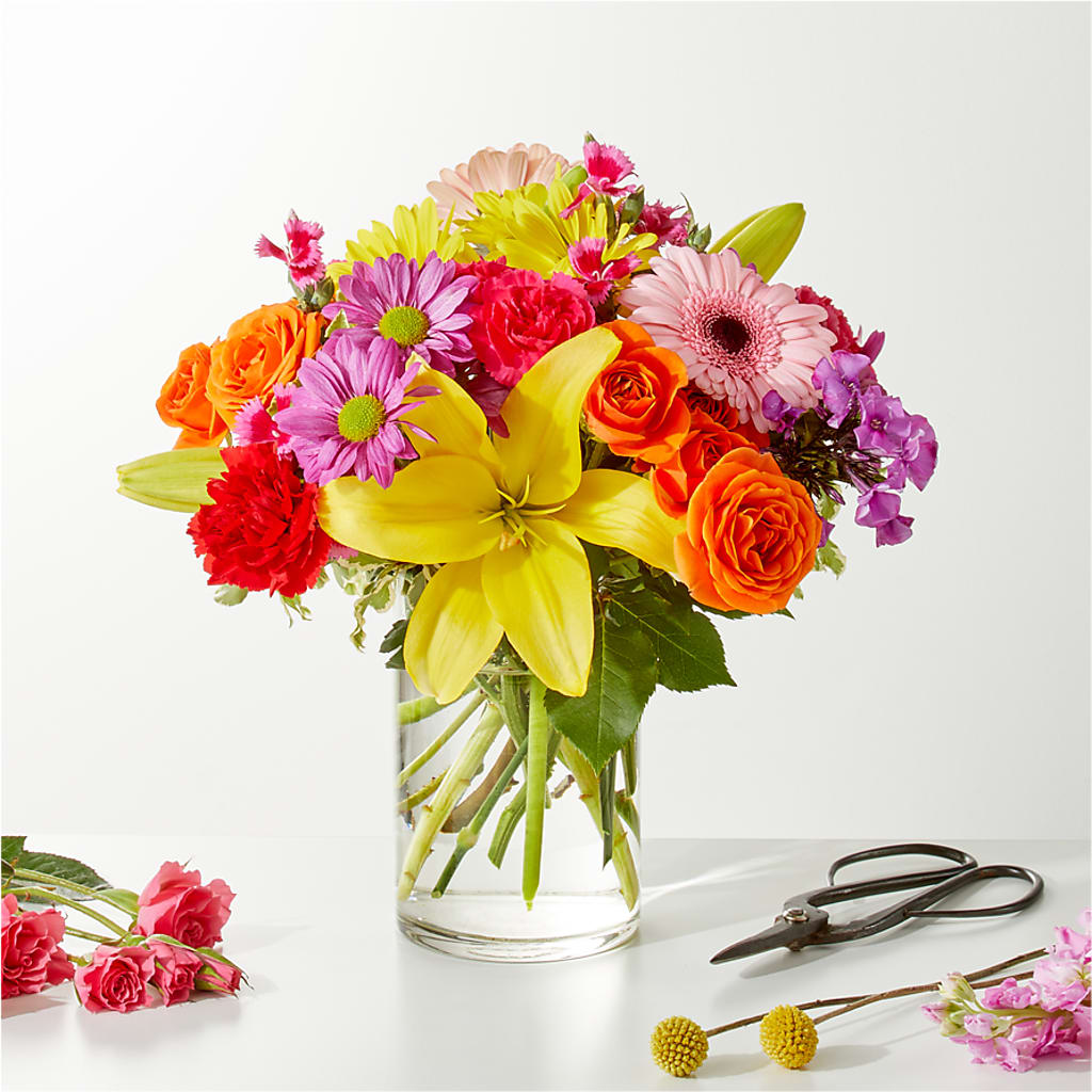 Cue the Confetti - A Florist Original – DEE'S FLORAL & DESIGNS, Fairmont MN