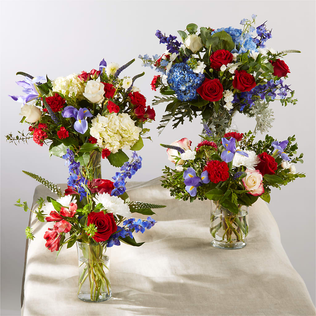 Star Spangled - A Florist Original – DEE'S FLORAL & DESIGNS, Fairmont MN