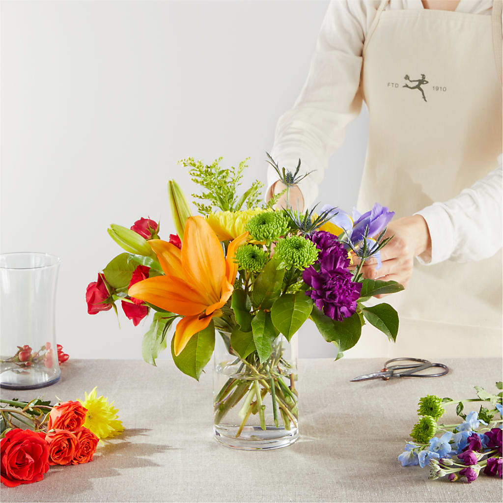 Summer Spectra - A Florist Original – DEE'S FLORAL & DESIGNS, Fairmont MN